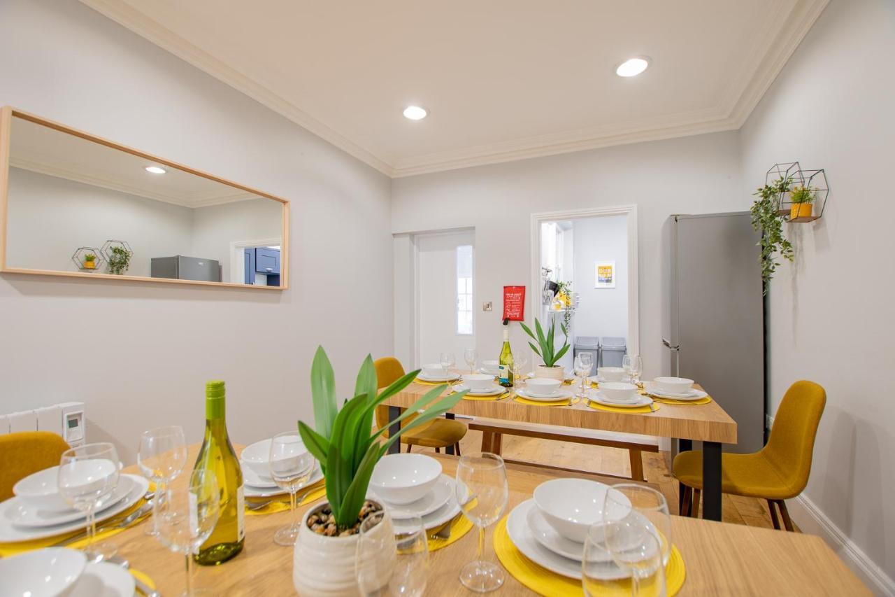The Yellow Door By Shortstays 더블린 외부 사진